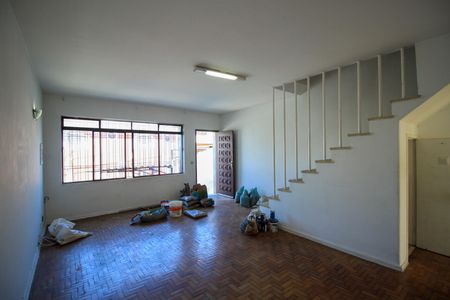 Casa para alugar com 100m², 2 quartos e 1 vaga Casa para alugar com 100m², 2 quartos e 1 vagaSala