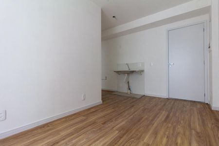 Apartamento para alugar com 36m², 2 quartos e sem vaga Apartamento para alugar com 36m², 2 quartos e sem vagaSala
