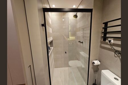 Apartamento à venda com 69m², 2 quartos e 1 vaga Apartamento à venda com 69m², 2 quartos e 1 vagaBanheiro da Suíte