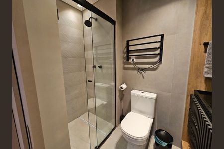 Apartamento à venda com 69m², 2 quartos e 1 vaga Apartamento à venda com 69m², 2 quartos e 1 vagaBanheiro da Suíte