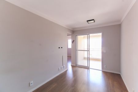 Sala de apartamento para alugar com 2 quartos, 50m² em Vila Bertioga, São Paulo