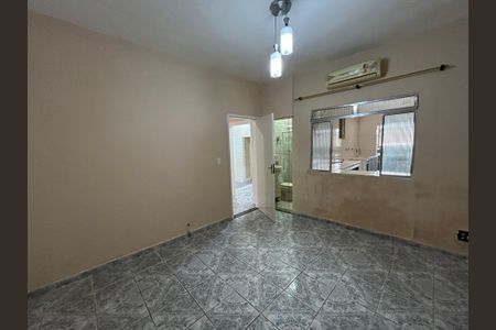 Casa para alugar com 95m², 2 quartos e sem vagaSuíte