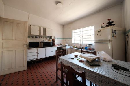 Casa à venda com 140m², 3 quartos e 2 vagasCozinha