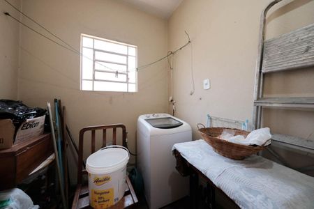 Casa à venda com 140m², 3 quartos e 2 vagasÁrea de Serviço