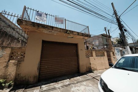 Casa à venda com 140m², 3 quartos e 2 vagasFachada