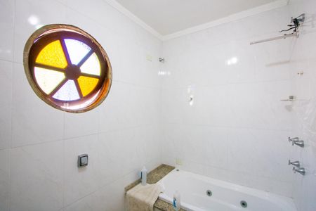 Casa à venda com 127m², 3 quartos e 1 vagaBanheiro da Suíte