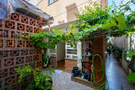 Casa à venda com 127m², 3 quartos e 1 vagaQuintal