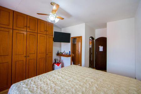 Casa à venda com 127m², 3 quartos e 1 vagaSuíte