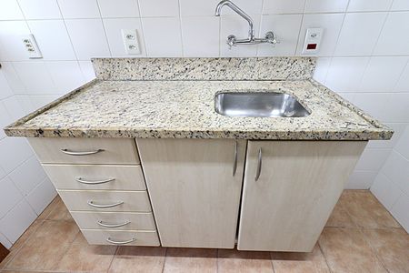 Apartamento à venda com 80m², 2 quartos e 2 vagasCozinha