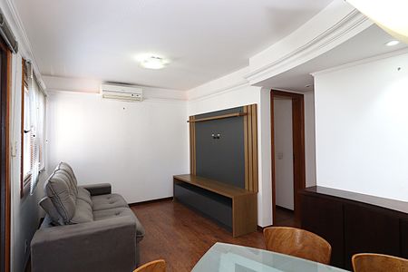 Sala de apartamento à venda com 2 quartos, 80m² em Petrópolis, Porto Alegre