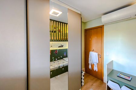 Apartamento para alugar com 103m², 3 quartos e 2 vagasQuarto 2