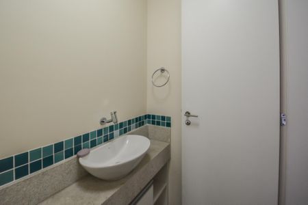 Apartamento para alugar com 147m², 4 quartos e 2 vagasLavabo