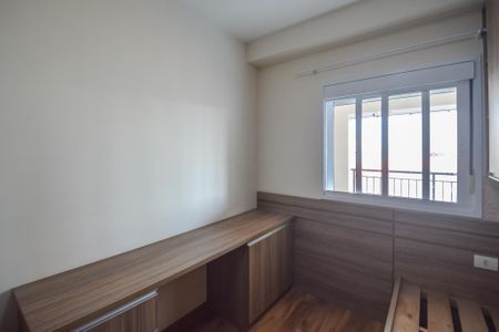 Apartamento para alugar com 147m², 4 quartos e 2 vagasQuarto