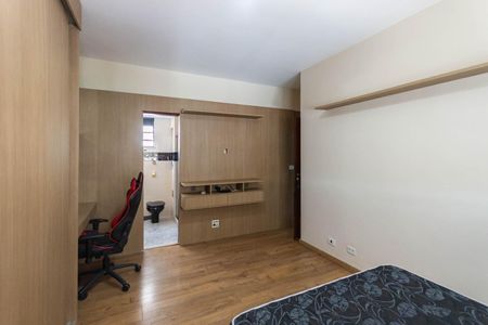 Apartamento para alugar com 135m², 3 quartos e 2 vagasSuíte