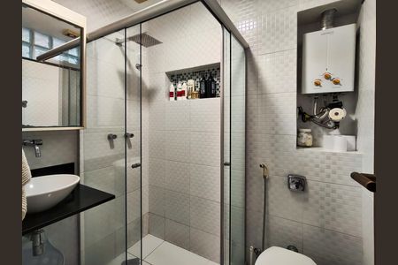 Apartamento para alugar com 131m², 3 quartos e 2 vagasBanheiro Corredor