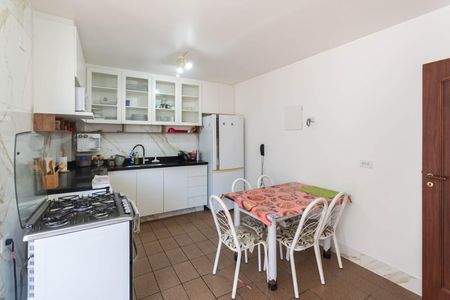 Apartamento para alugar com 135m², 3 quartos e 2 vagasCozinha