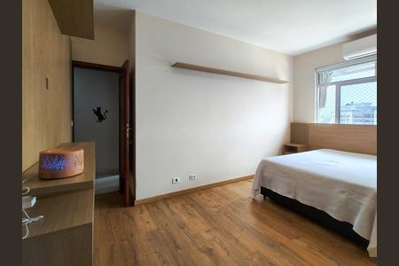Apartamento para alugar com 131m², 3 quartos e 2 vagasSuíte
