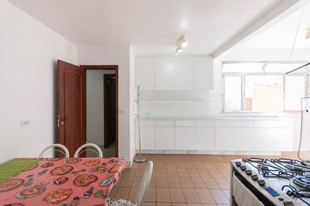 Apartamento para alugar com 135m², 3 quartos e 2 vagasCozinha