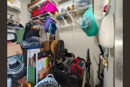 Apartamento para alugar com 131m², 3 quartos e 2 vagasQuarto de Serviço