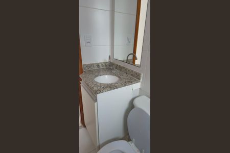 Apartamento para alugar com 61m², 2 quartos e 2 vagasBanheiro