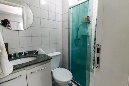 Apartamento à venda com 55m², 2 quartos e 1 vaga Apartamento à venda com 55m², 2 quartos e 1 vagaBanheiro da Suíte