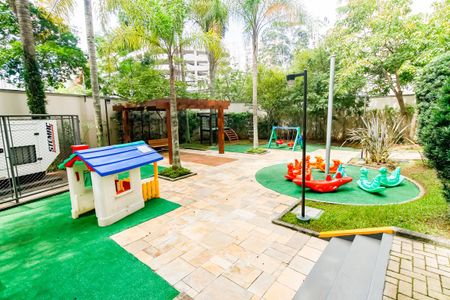 Apartamento à venda com 55m², 2 quartos e 1 vaga Apartamento à venda com 55m², 2 quartos e 1 vagaÁrea comum - Playground