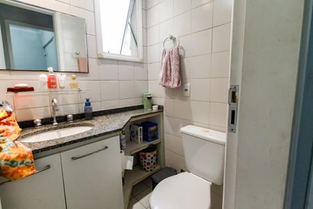 Apartamento à venda com 55m², 2 quartos e 1 vaga Apartamento à venda com 55m², 2 quartos e 1 vagaBanheiro Corredor