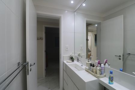 Apartamento para alugar com 72m², 2 quartos e 2 vagas Apartamento para alugar com 72m², 2 quartos e 2 vagasBanheiro Social