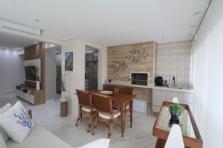 Sala de apartamento para alugar com 2 quartos, 72m² em Parque Enseada, Guarujá