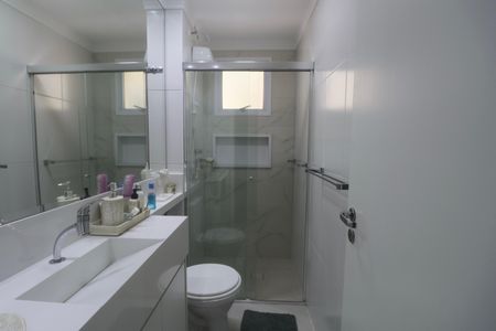 Apartamento para alugar com 72m², 2 quartos e 2 vagas Apartamento para alugar com 72m², 2 quartos e 2 vagasBanheiro Social