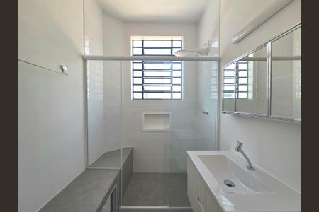Casa para alugar com 150m², 2 quartos e 1 vaga Casa para alugar com 150m², 2 quartos e 1 vagaBanheiro 2