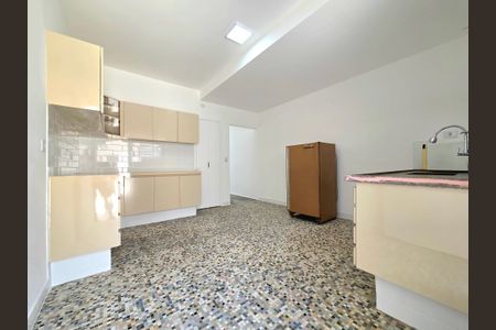 Casa para alugar com 150m², 2 quartos e 1 vaga Casa para alugar com 150m², 2 quartos e 1 vagaCozinha