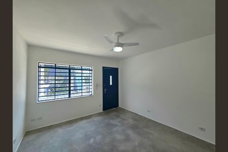 Casa para alugar com 150m², 2 quartos e 1 vaga Casa para alugar com 150m², 2 quartos e 1 vagaSala