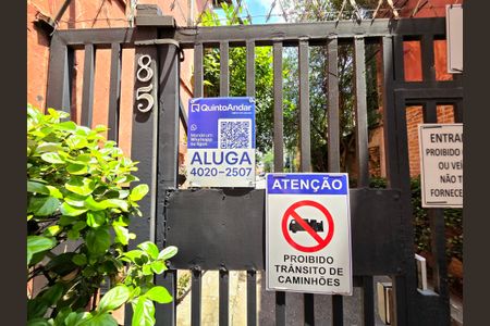 Casa para alugar com 150m², 2 quartos e 1 vaga Casa para alugar com 150m², 2 quartos e 1 vagaPlaca