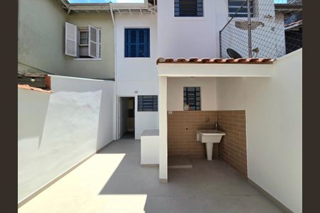 Casa para alugar com 150m², 2 quartos e 1 vaga Casa para alugar com 150m², 2 quartos e 1 vagaQuintal