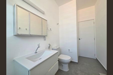 Casa para alugar com 150m², 2 quartos e 1 vaga Casa para alugar com 150m², 2 quartos e 1 vagaBanheiro 2