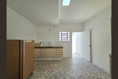 Casa para alugar com 150m², 2 quartos e 1 vaga Casa para alugar com 150m², 2 quartos e 1 vagaCozinha