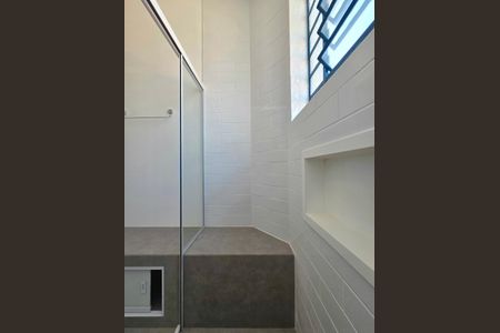 Casa para alugar com 150m², 2 quartos e 1 vaga Casa para alugar com 150m², 2 quartos e 1 vagaBanheiro 2