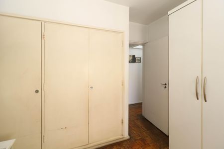 Quarto 1 de apartamento à venda com 2 quartos, 67m² em Cerqueira César, São Paulo