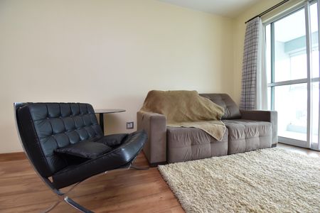 Sala de apartamento para alugar com 2 quartos, 70m² em Centro, Curitiba