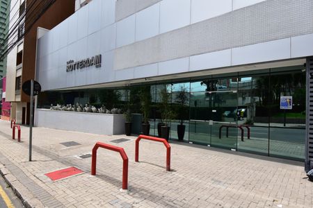 Apartamento para alugar com 70m², 2 quartos e 1 vagaFachada do Prédio