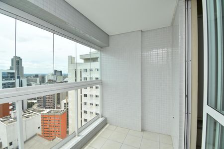 Varanda da Sala de apartamento para alugar com 2 quartos, 70m² em Centro, Curitiba