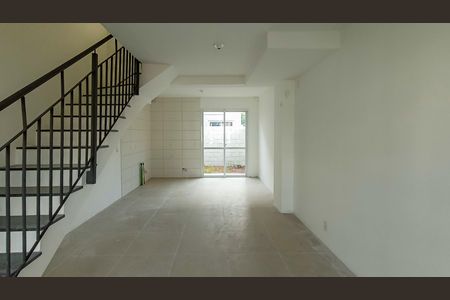 Sala de casa de condomínio para alugar com 2 quartos, 80m² em Campo Novo, Porto Alegre