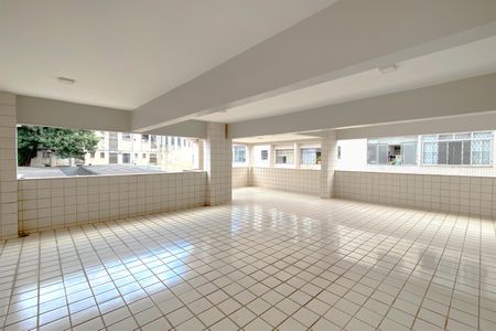Apartamento para alugar com 80m², 2 quartos e 1 vagaÁrea comum - Salão de festas