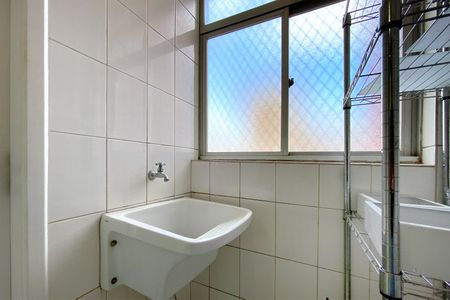 Apartamento para alugar com 80m², 2 quartos e 1 vagaÁrea de Serviço