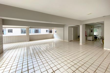 Apartamento para alugar com 80m², 2 quartos e 1 vagaÁrea comum - Salão de festas
