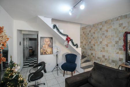 Sala de casa para alugar com 2 quartos, 140m² em Centro, Nilópolis