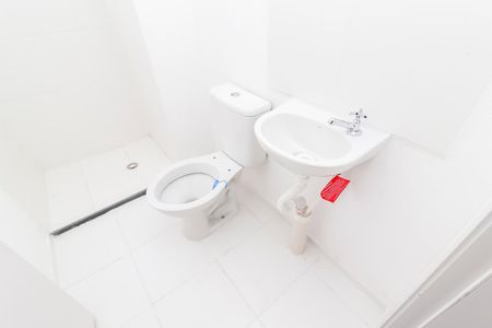 Apartamento para alugar com 42m², 2 quartos e sem vagaBanheiro