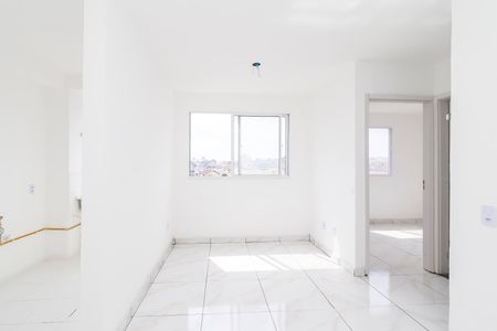 Sala de apartamento para alugar com 2 quartos, 42m² em Vila Lourdes, São Paulo
