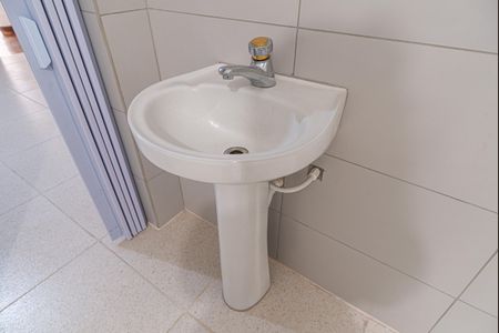 Apartamento para alugar com 49m², 1 quarto e sem vaga Apartamento para alugar com 49m², 1 quarto e sem vagaBanheiro